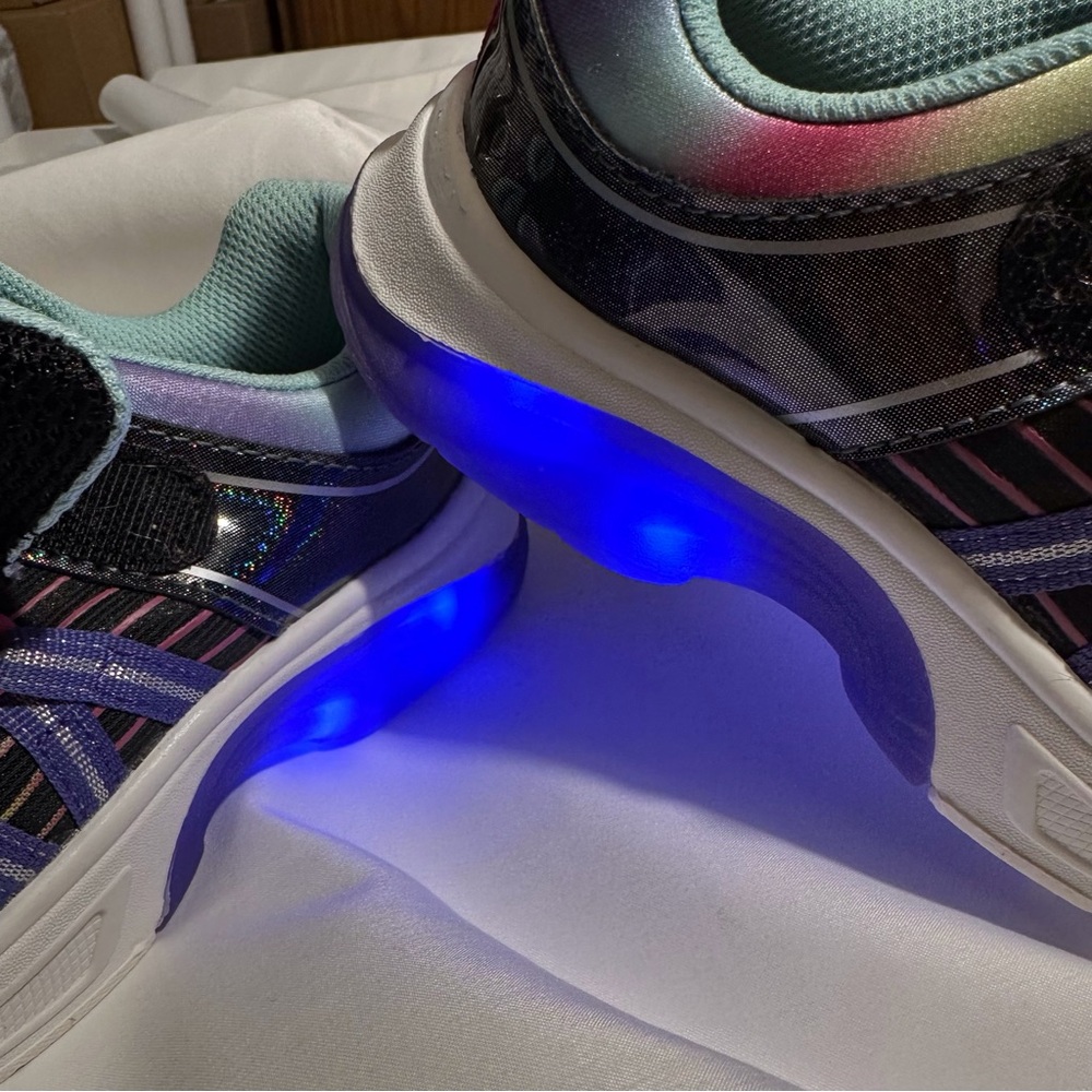 Light up blue Sparkling purpleish, (same shoe) Girls light up shoes, SZ 1